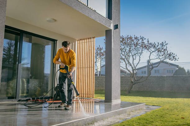 Best Dumpster Area Cleaning  in Hoisington, KS